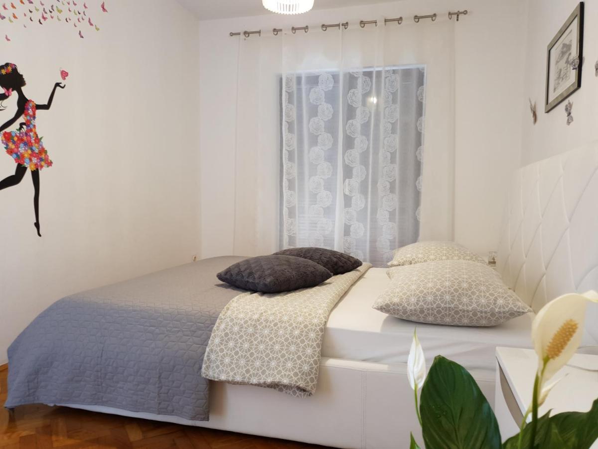Gulin Apartments Vodice Exteriör bild