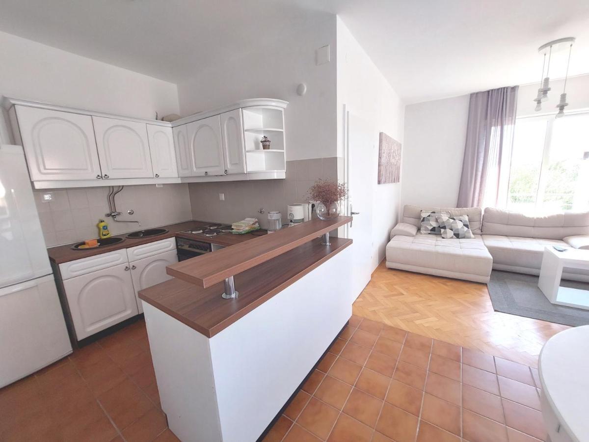 Gulin Apartments Vodice Exteriör bild