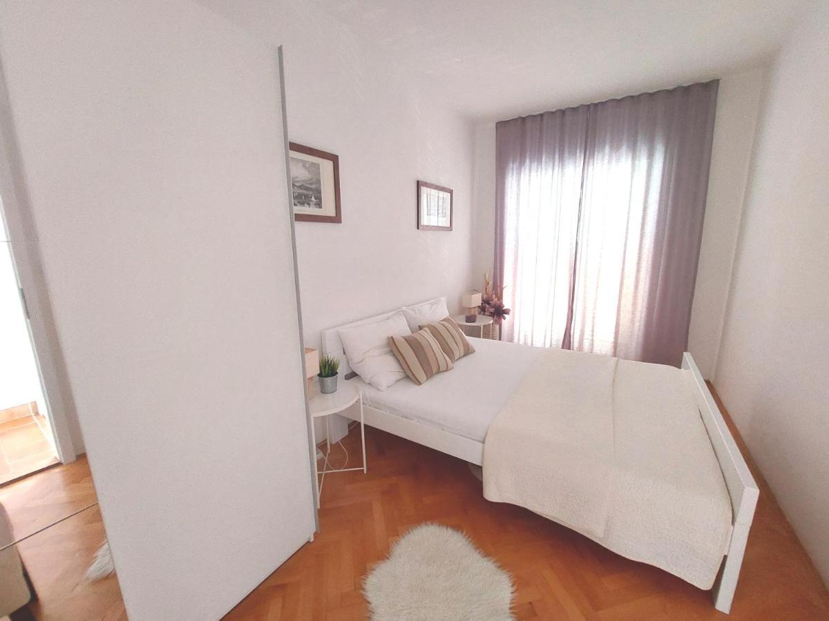 Gulin Apartments Vodice Exteriör bild