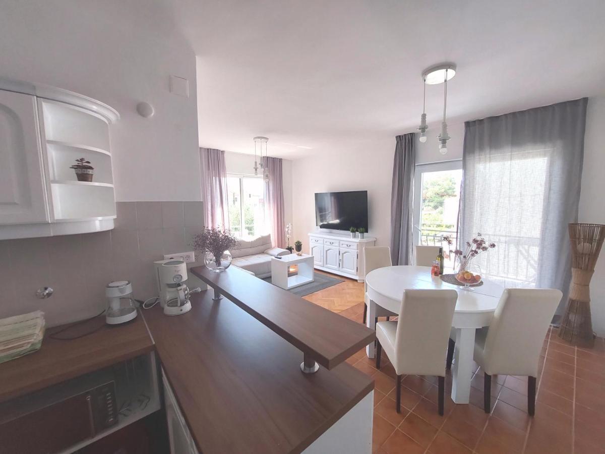 Gulin Apartments Vodice Exteriör bild