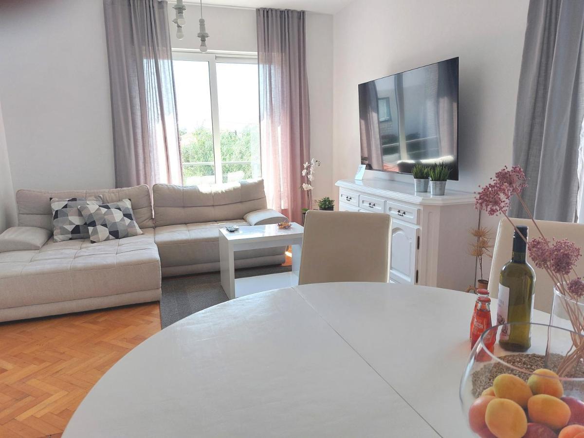 Gulin Apartments Vodice Exteriör bild